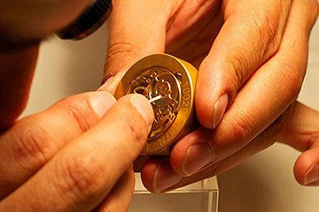 郑州劳力士腕表维修服务中心电话
